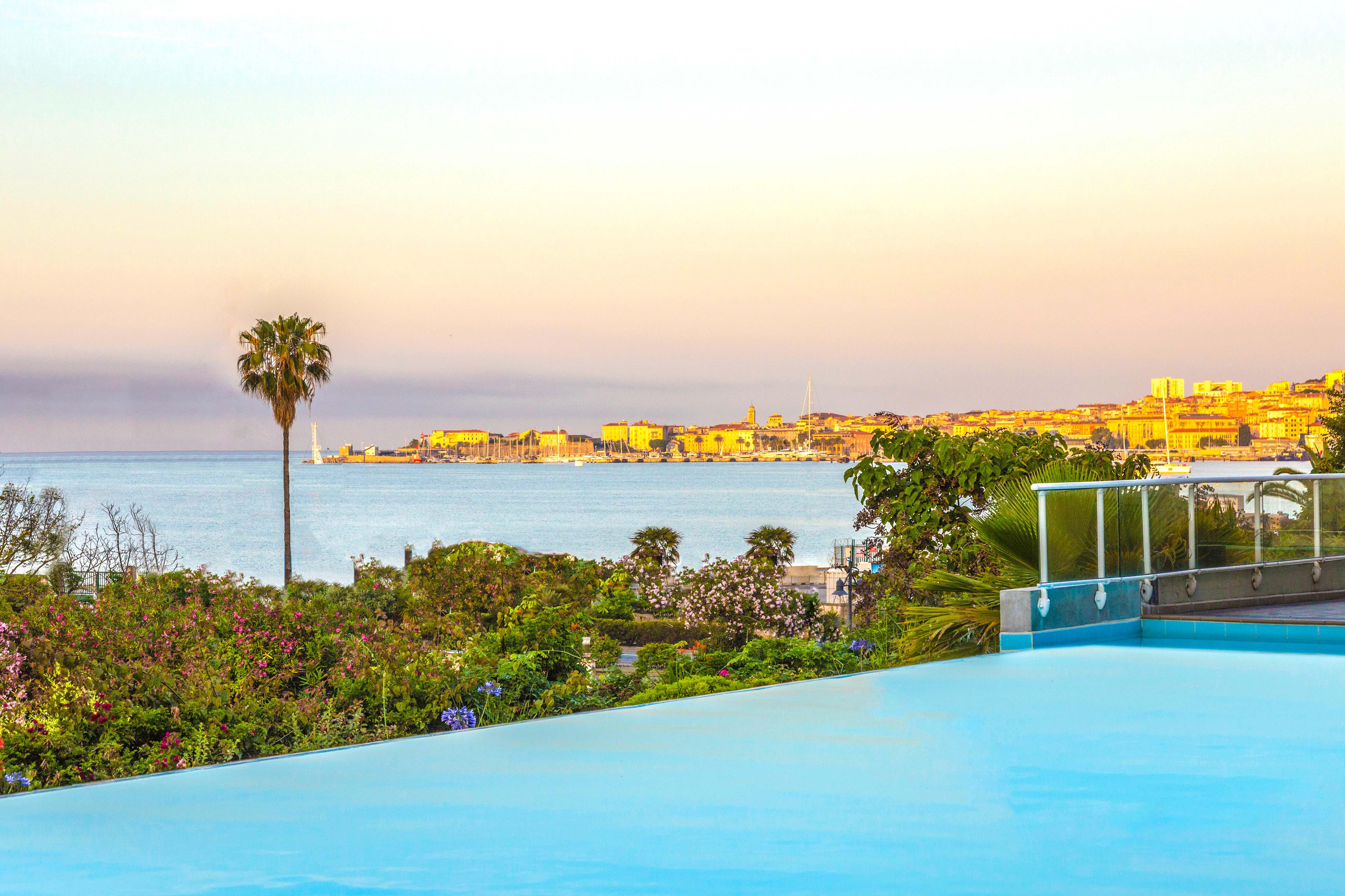Residence De Tourisme Ajaccio Amiraute Екстериор снимка