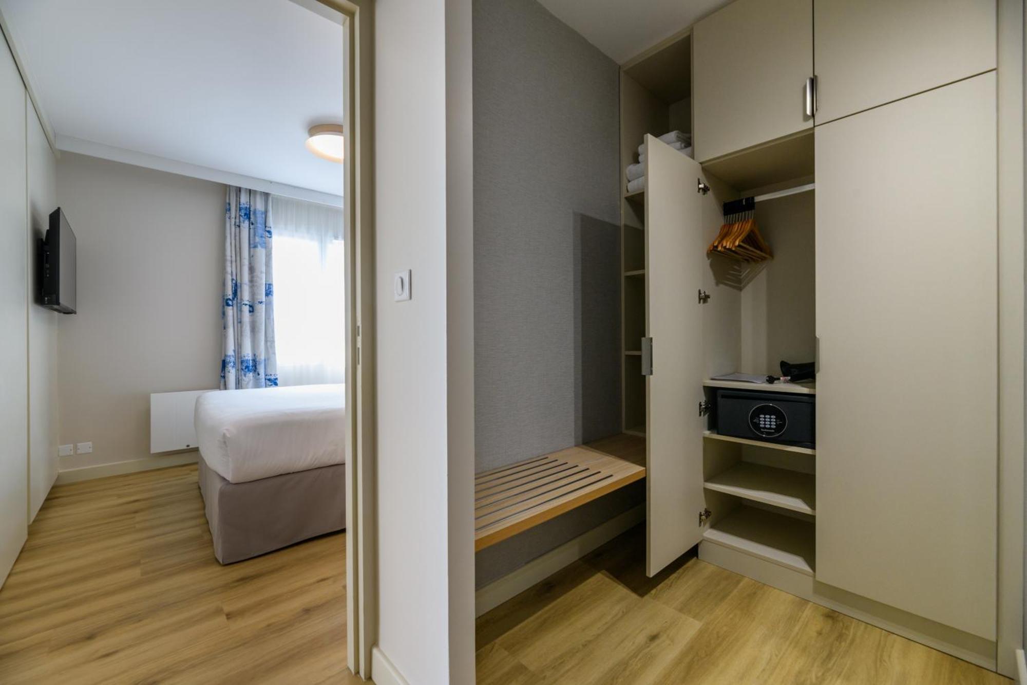 Residence De Tourisme Ajaccio Amiraute Екстериор снимка