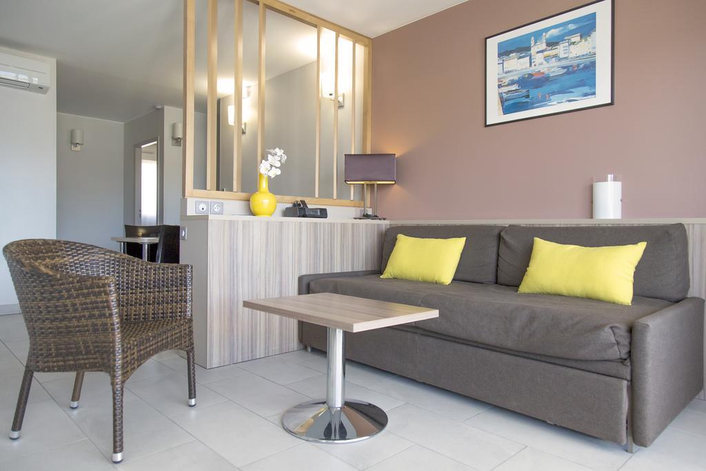 Residence De Tourisme Ajaccio Amiraute Екстериор снимка