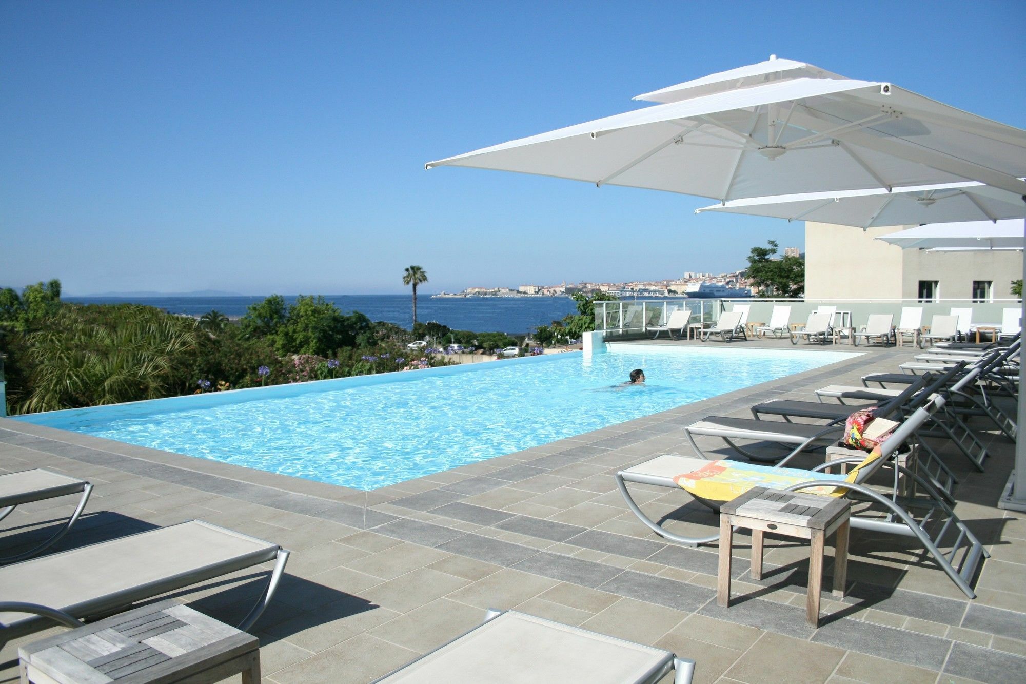 Residence De Tourisme Ajaccio Amiraute Екстериор снимка